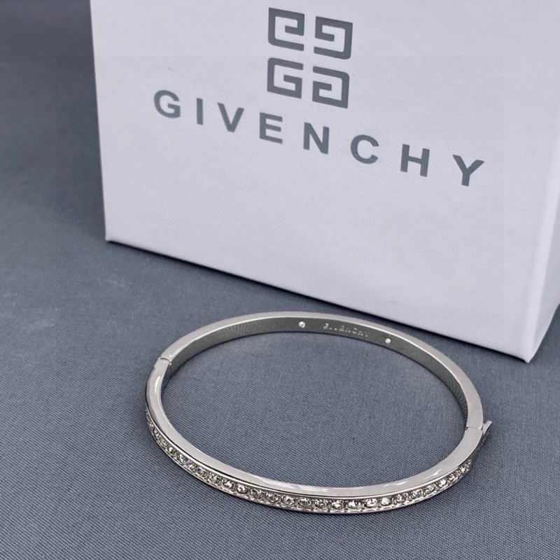 Givenchy bracelet 05yxh01